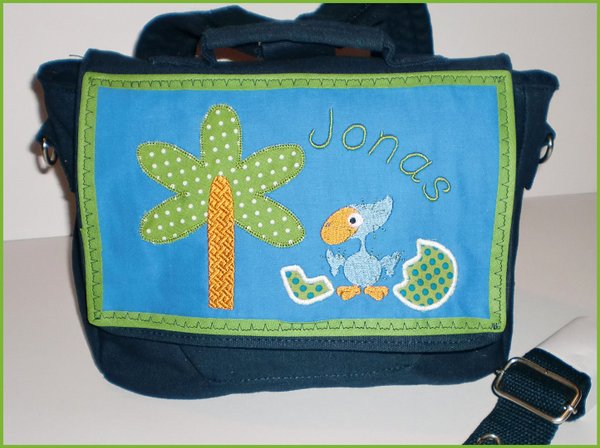 Rucksack, Kindergartentasche mit Namen – dunkelblau/hellblau – Motiv Baum